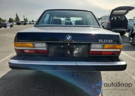 1988 BMW 528 E из США, поврежденный, VIN WBADK7300J9832559